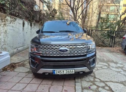 Ford Expedition