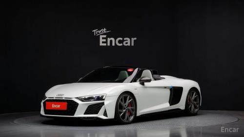 Audi R8