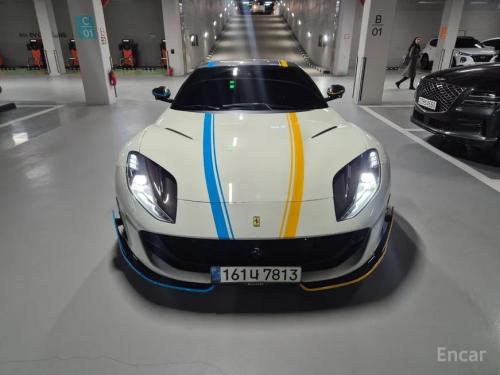 Ferrari 812