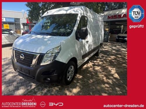 Nissan NV400