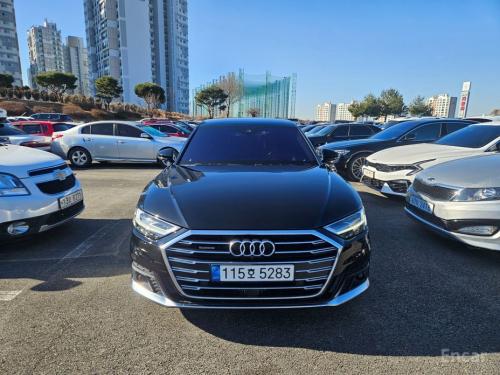 Audi A8