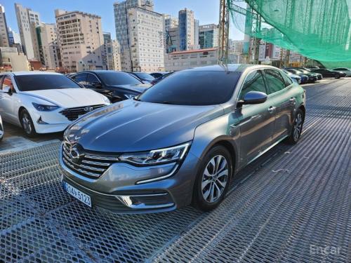Renault SM6