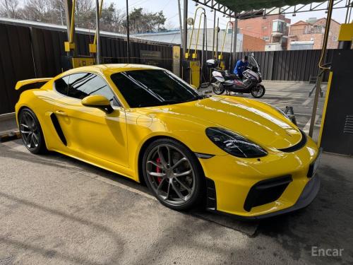Porsche 718