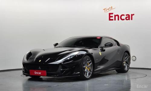 Ferrari 812
