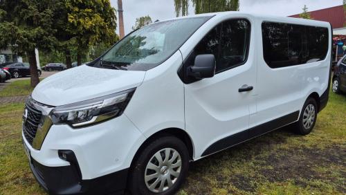 Nissan NV300