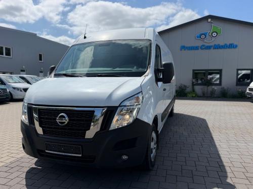 Nissan NV400