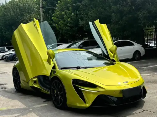 McLaren Artura