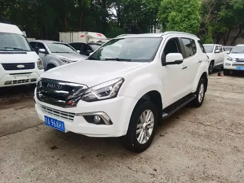 Isuzu mu-X