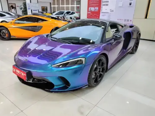 McLaren GT
