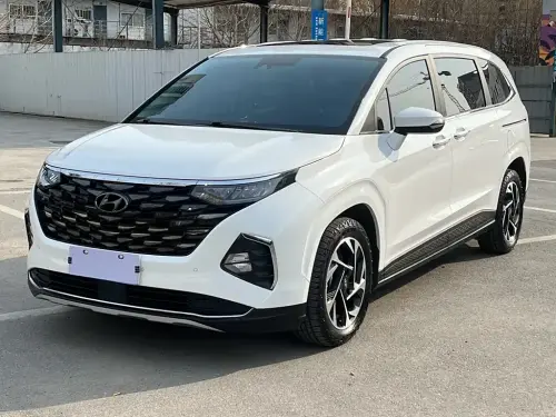 Hyundai Custo