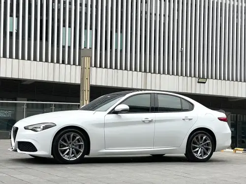 Alfa Romeo Giulia