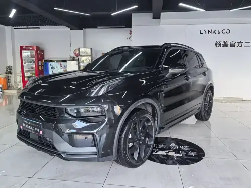 Lynk & Co 01