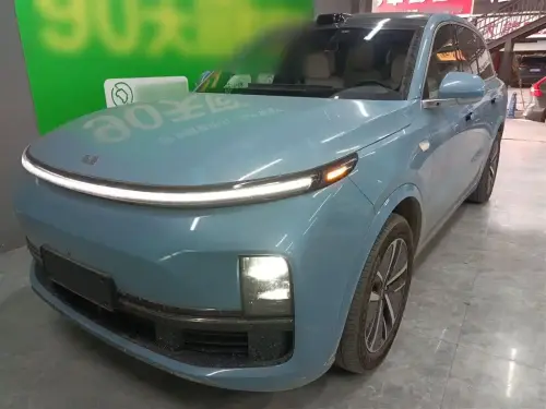 Li Auto L8