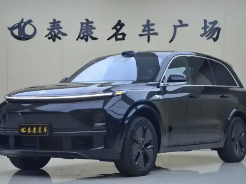 Li Auto L8
