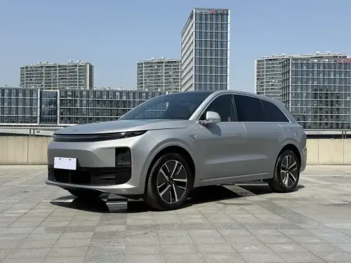 Li Auto L6