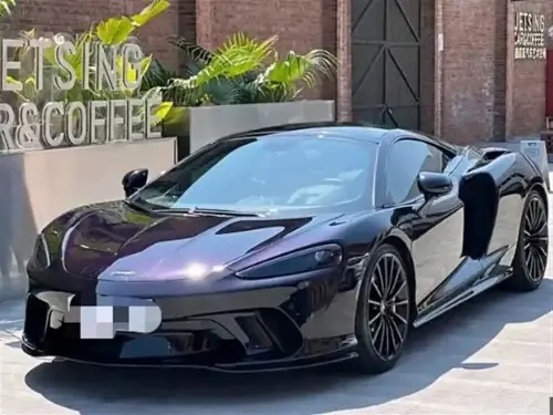McLaren GT