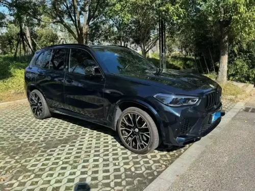 BMW X5M