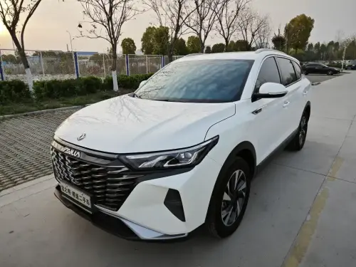 Dongfeng AX7