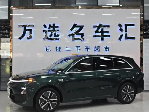 Li Auto L6