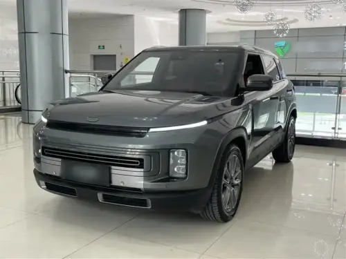 Geely Icon