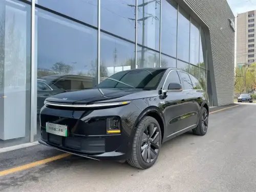 Li Auto L6