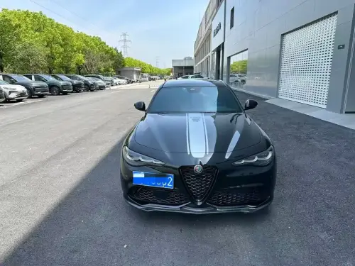 Alfa Romeo Giulia