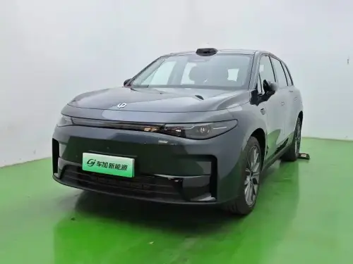 Leapmotor C10