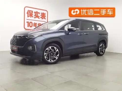 Hyundai Custo