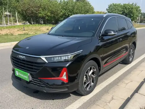 Dongfeng AX7
