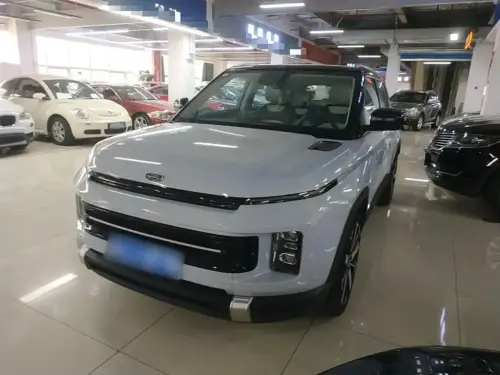 Geely Icon