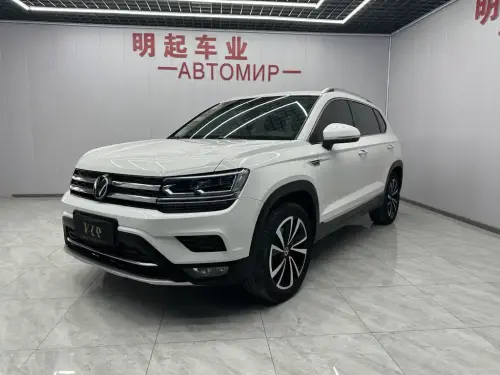 Volkswagen Tharu