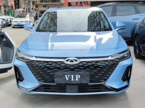 Chery Arrizo 8