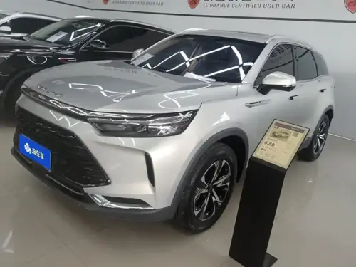 BAIC X7