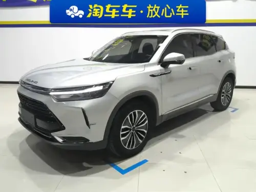 BAIC X7