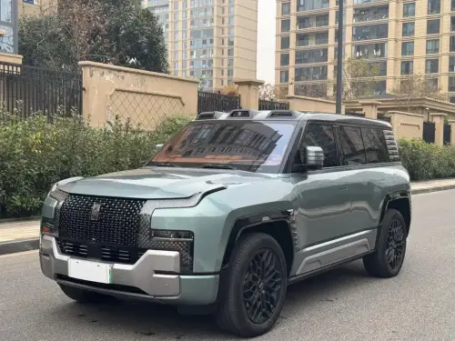 Yangwang U8