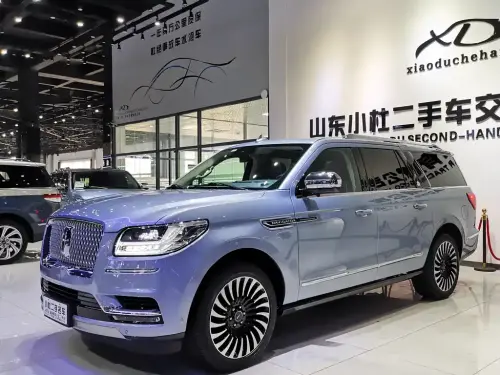 Lincoln Navigator