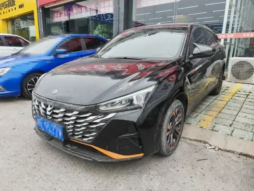 Dongfeng Yixuan