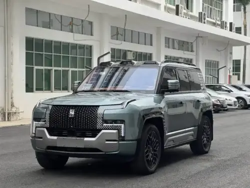 Yangwang U8