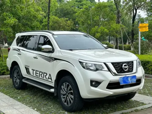 Nissan Terra
