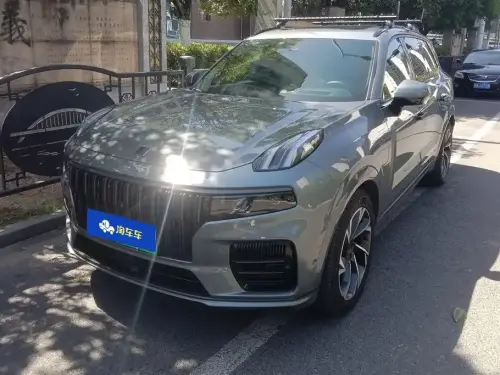 Lynk & Co 09