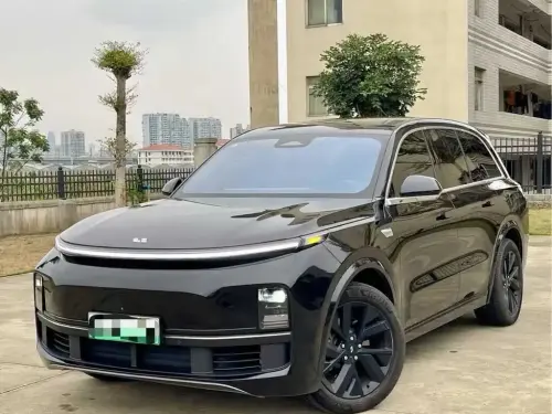 Li Auto L8