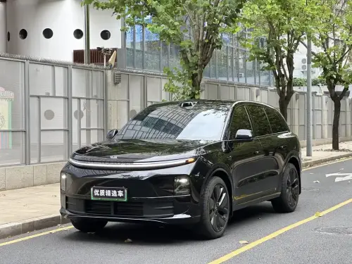 Li Auto L6