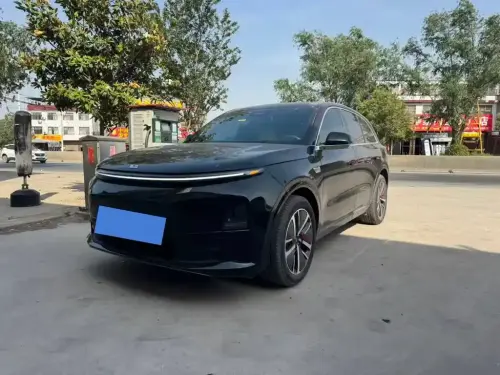 Li Auto L6