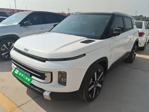 Geely Icon
