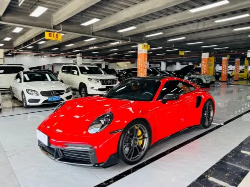 Porsche 911