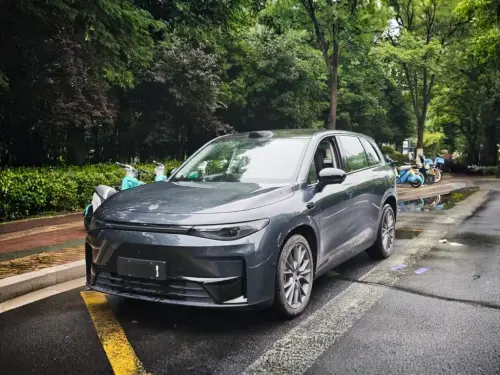Leapmotor C10