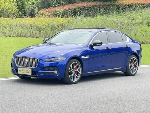 Jaguar XE