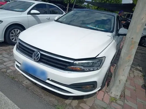 Volkswagen Lamando