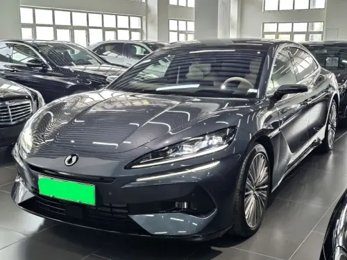 Denza Z9