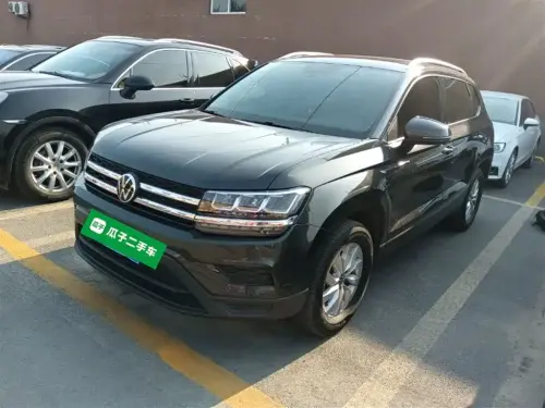 Volkswagen Tharu
